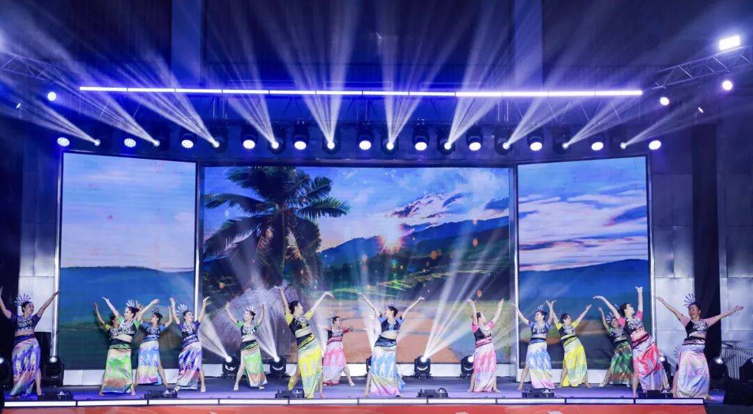 以！烟花、音乐会、篝火晚会解锁N种玩法→不朽情缘网站屯昌跨年夜元旦活动“香”当可(图9)